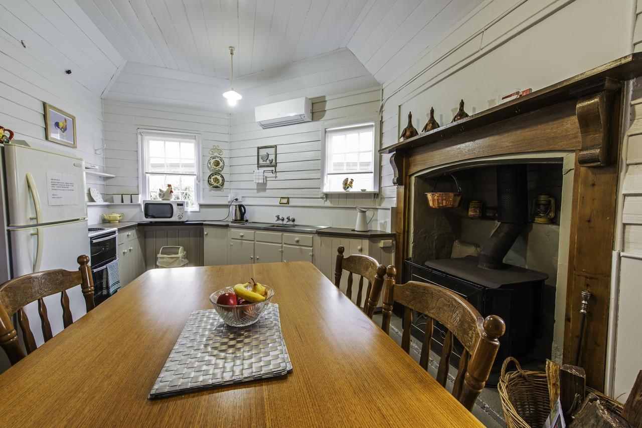 Touchwood Cottages Стенли Екстериор снимка