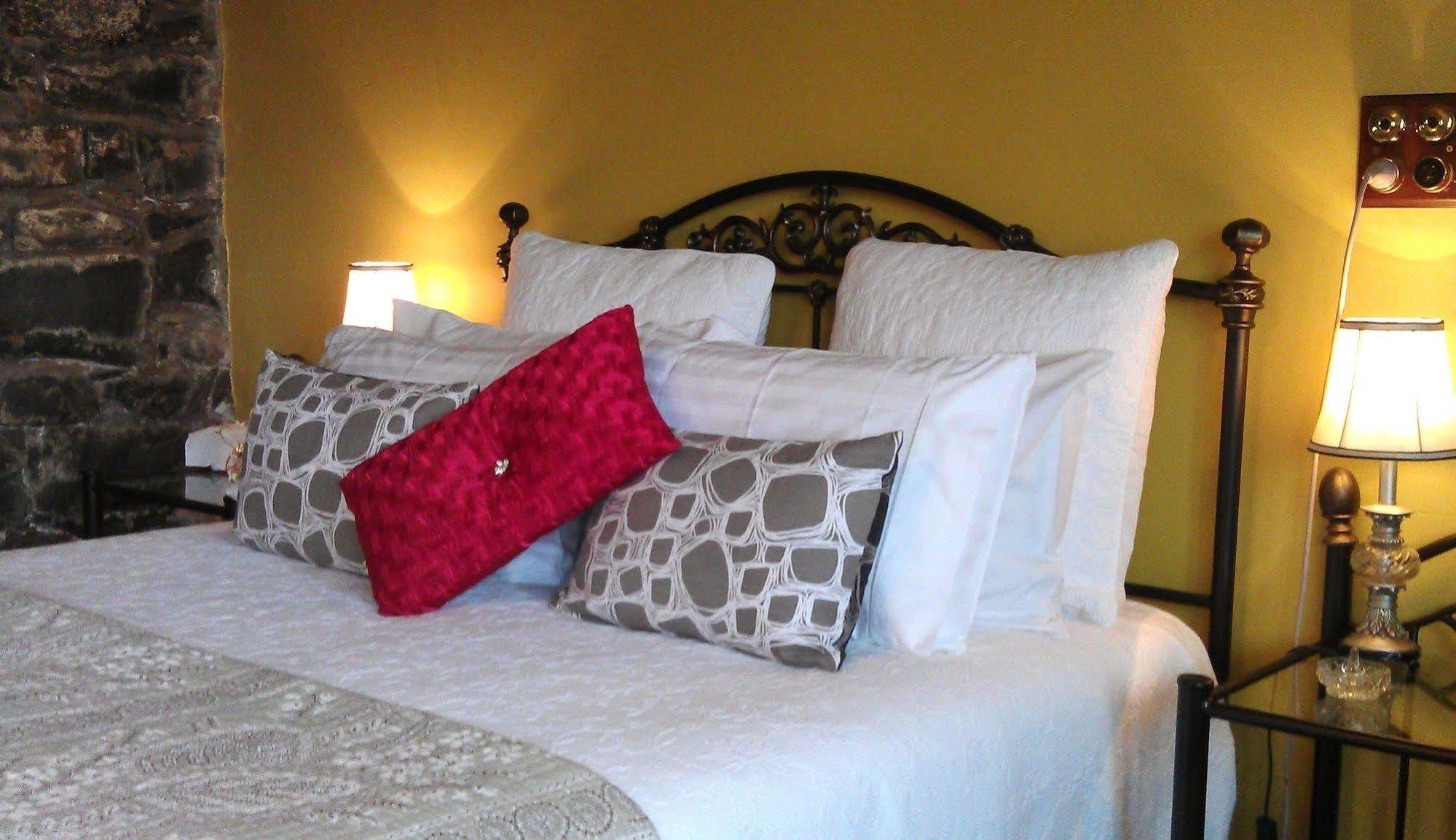 Touchwood Cottages Стенли Екстериор снимка